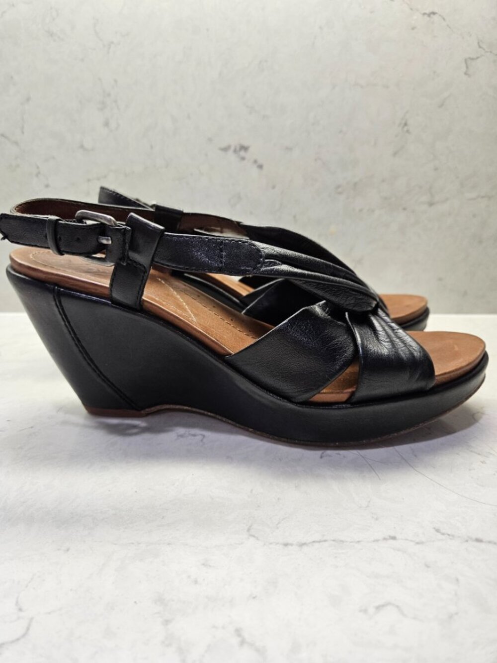 Naya Maher Women's 9.5M Black Leather Platform Wedge Heel Sandals